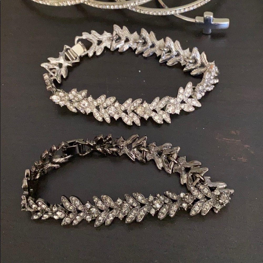 Nwot Silver 6 Bundle Bracelets - image 5